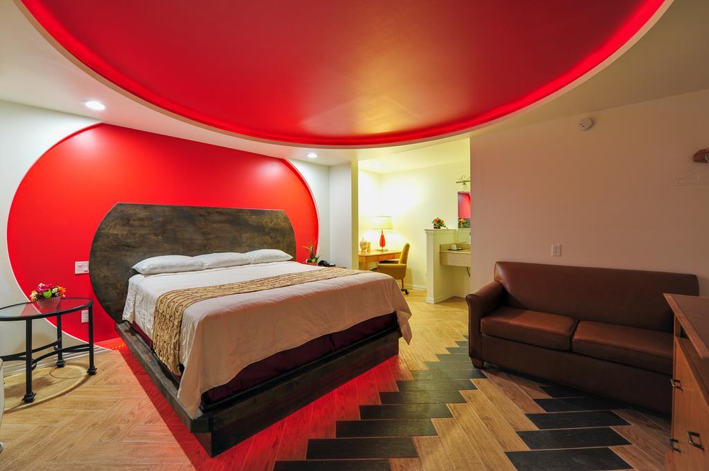 Romantic Inn & Suites Dallas Oda fotoğraf