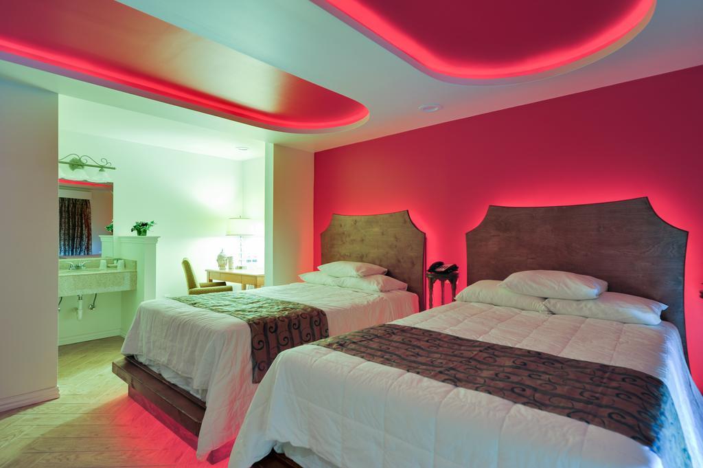 Romantic Inn & Suites Dallas Oda fotoğraf