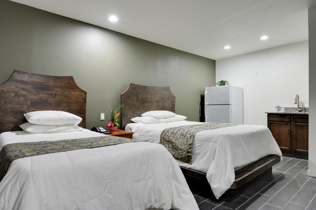 Romantic Inn & Suites Dallas Oda fotoğraf