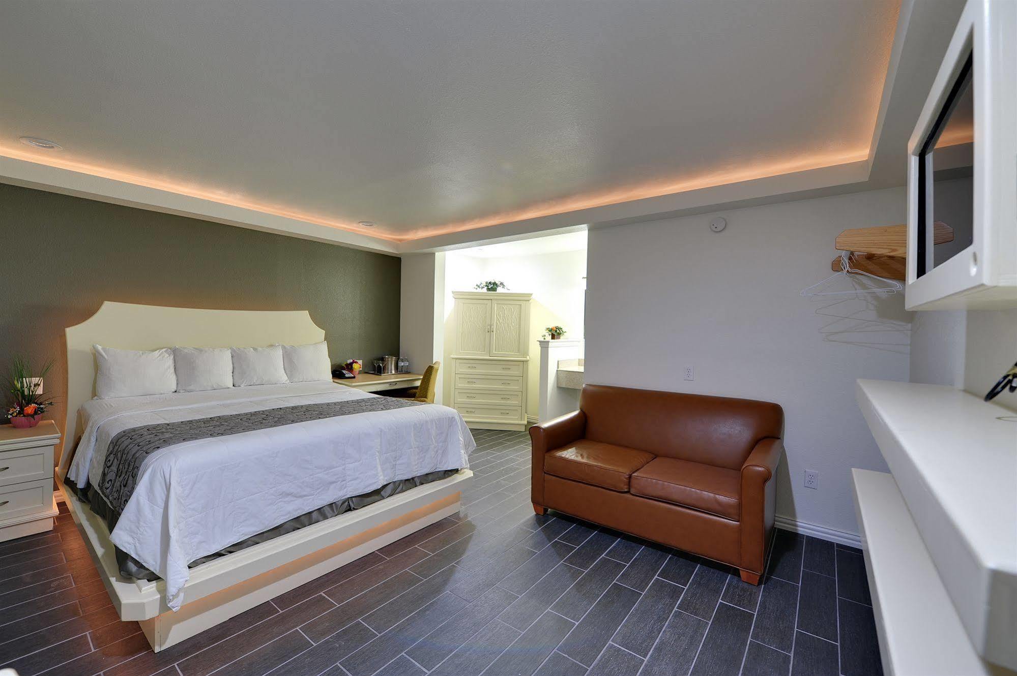 Romantic Inn & Suites Dallas Dış mekan fotoğraf
