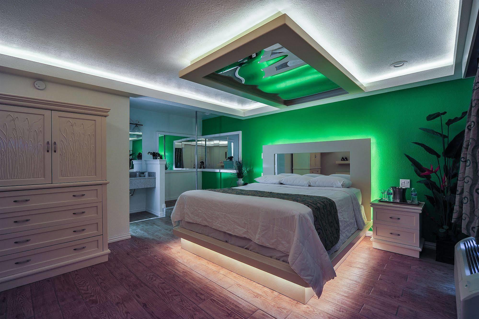 Romantic Inn & Suites Dallas Dış mekan fotoğraf