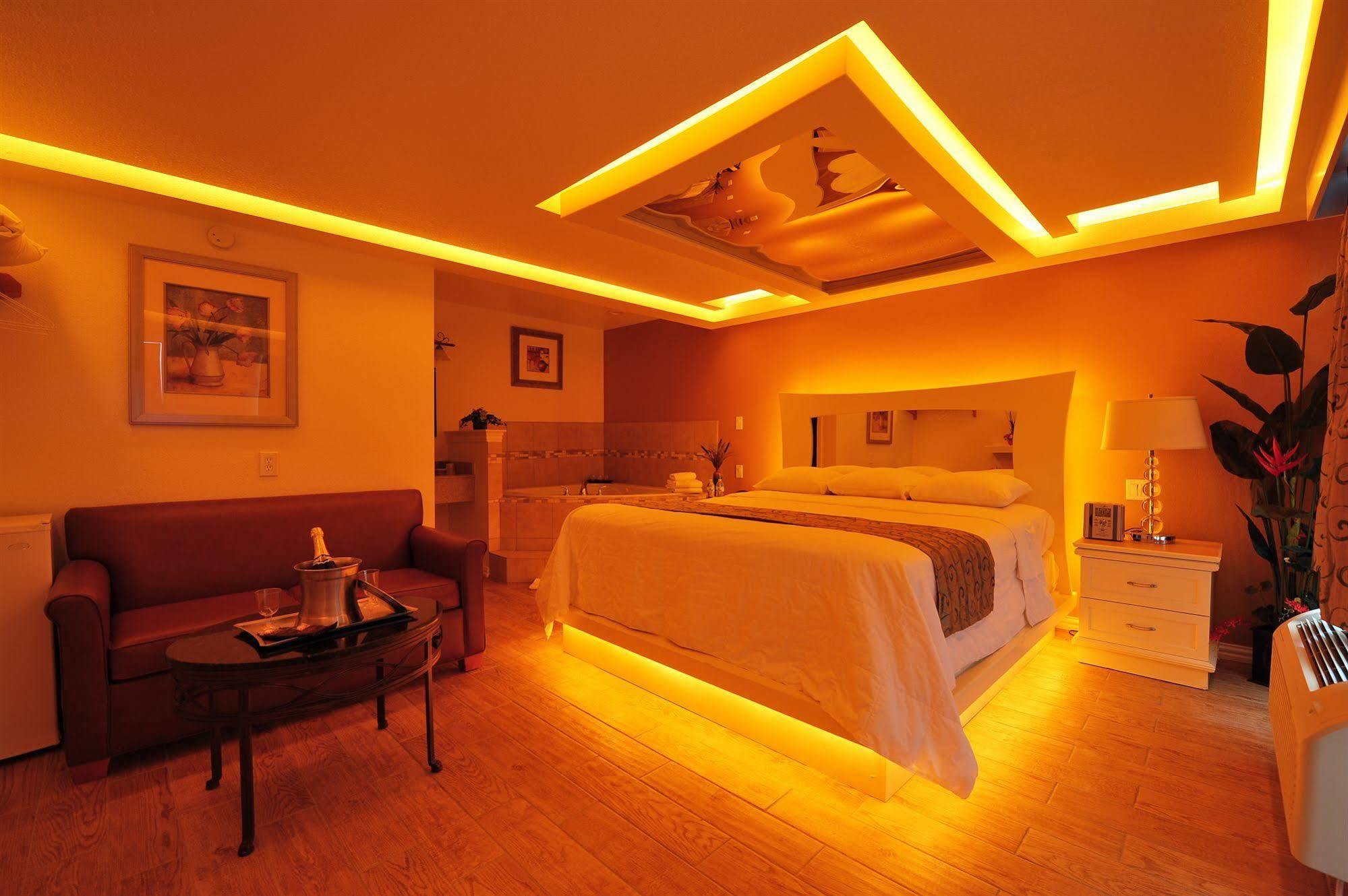 Romantic Inn & Suites Dallas Dış mekan fotoğraf