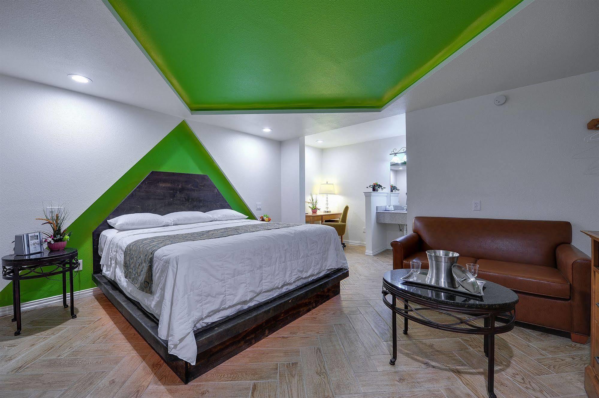 Romantic Inn & Suites Dallas Dış mekan fotoğraf