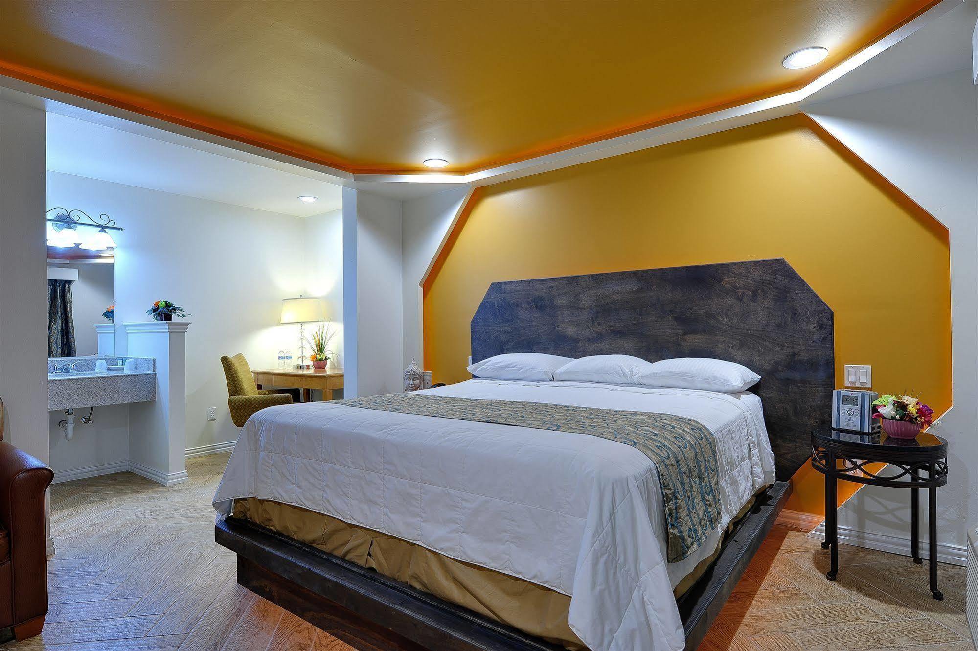Romantic Inn & Suites Dallas Dış mekan fotoğraf