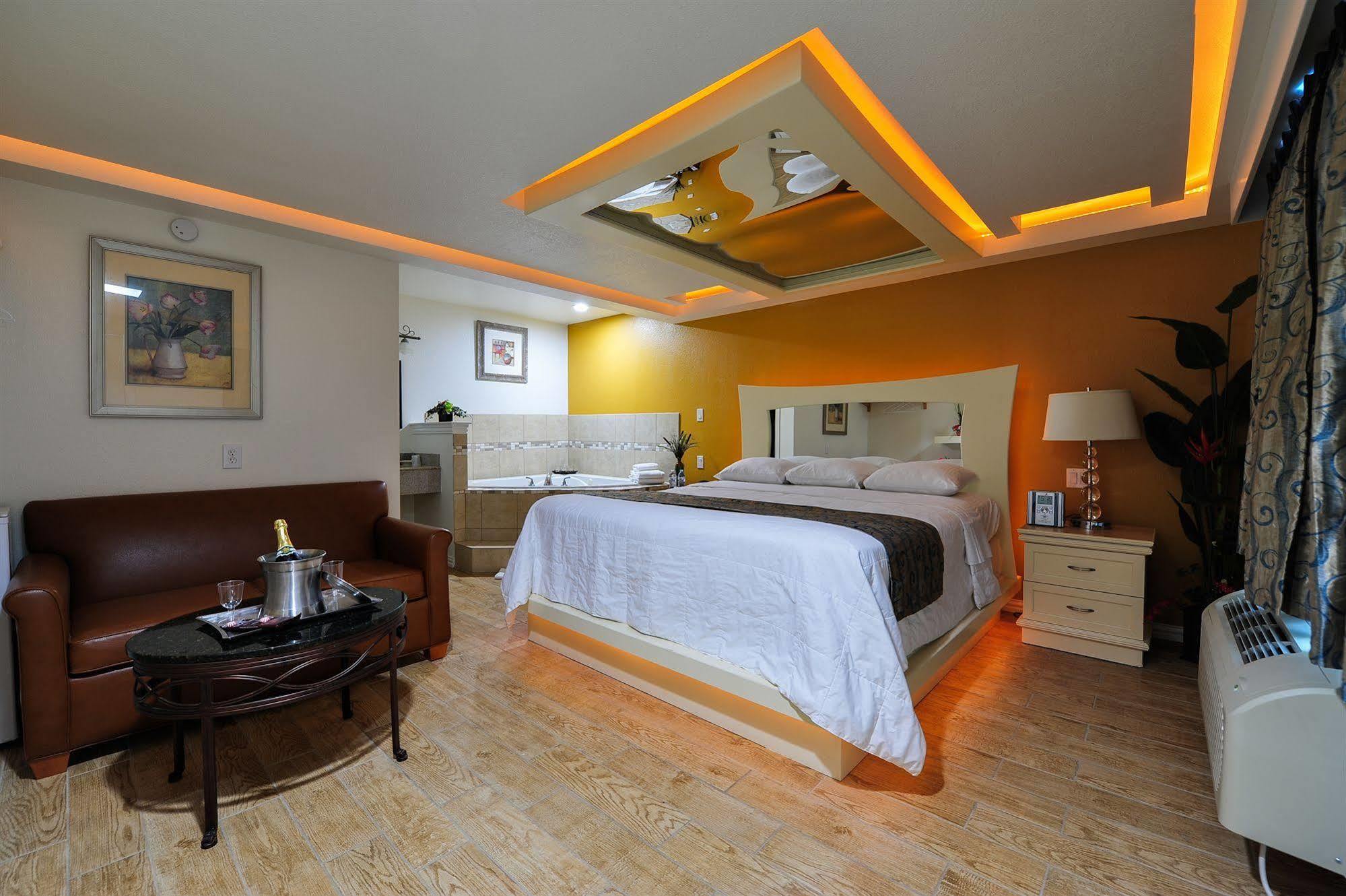 Romantic Inn & Suites Dallas Dış mekan fotoğraf