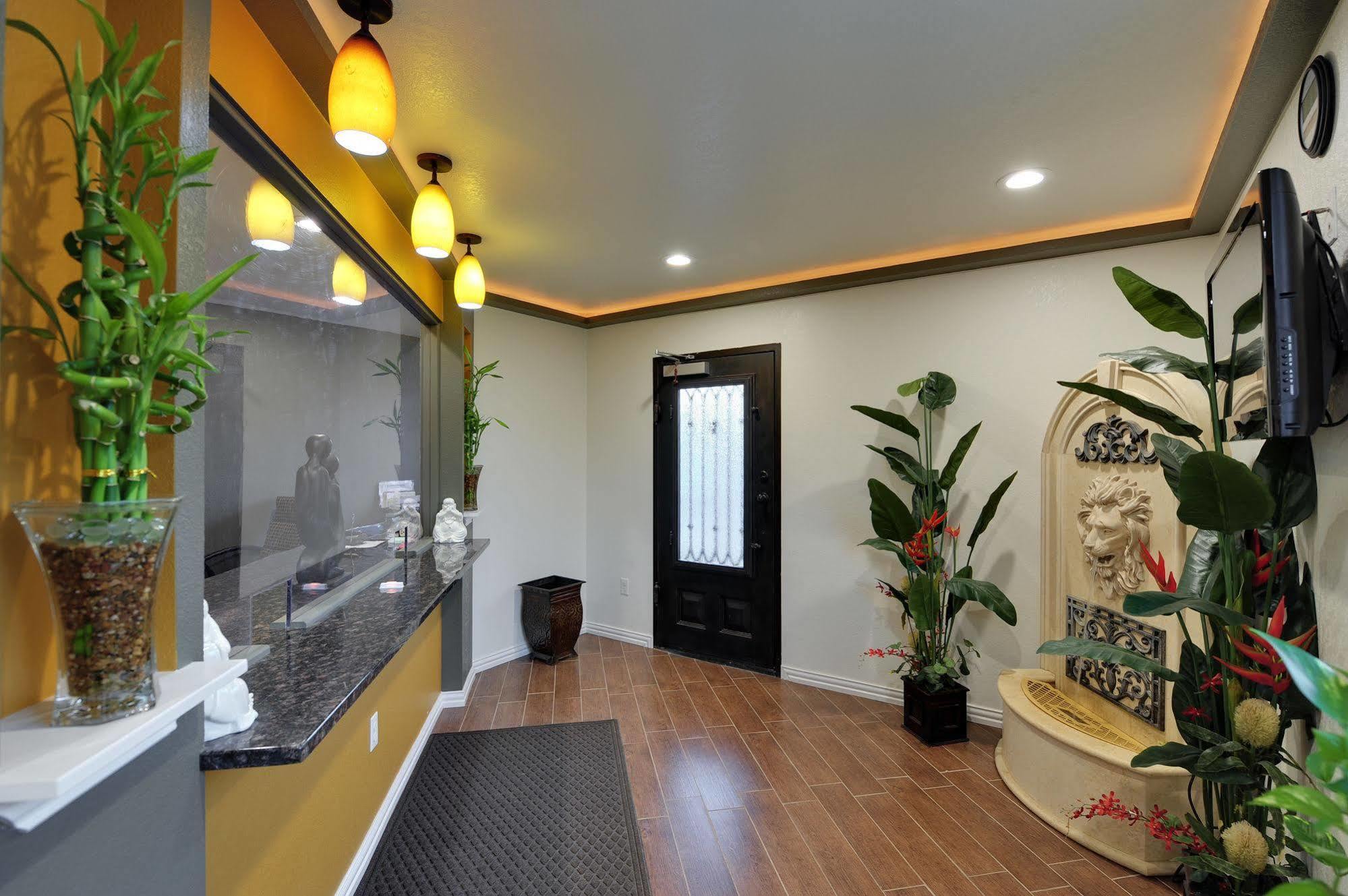 Romantic Inn & Suites Dallas Dış mekan fotoğraf